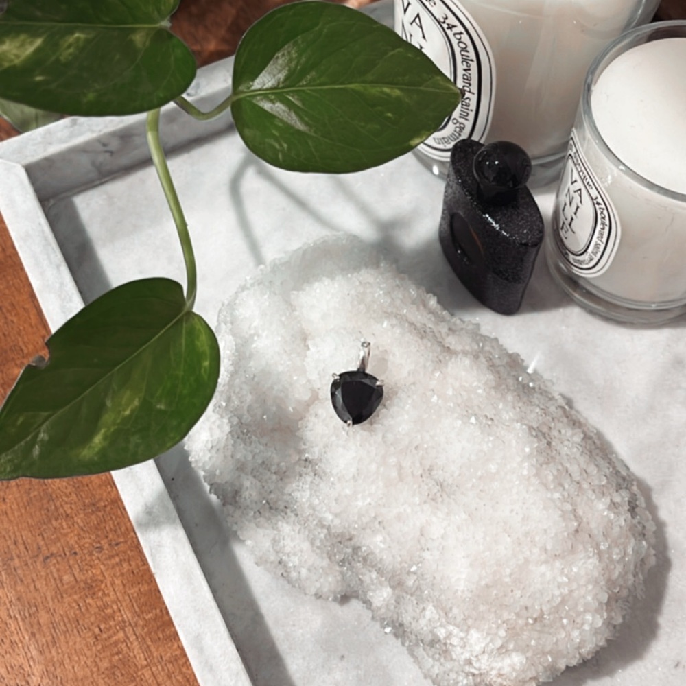 5.5 Ct Natural Black Diamond Pendant - Picture 4 of 4